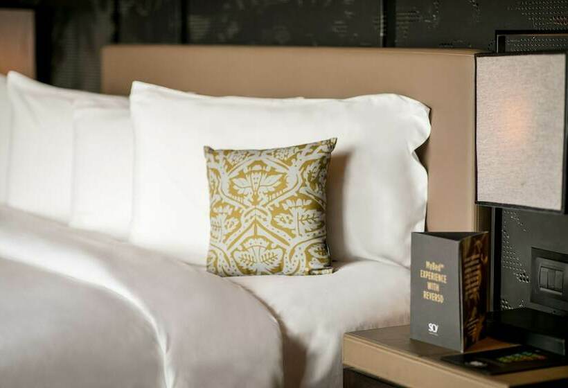 جناح كلوب, So/ Bangkok