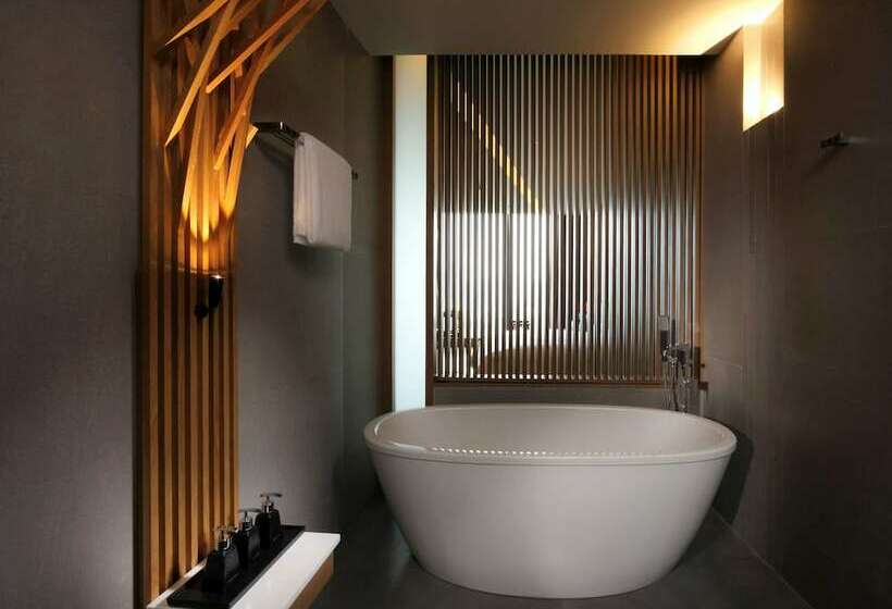 غرفة بيزنس, So/ Bangkok