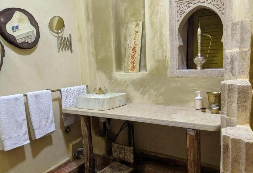 豪华套房, The Repose