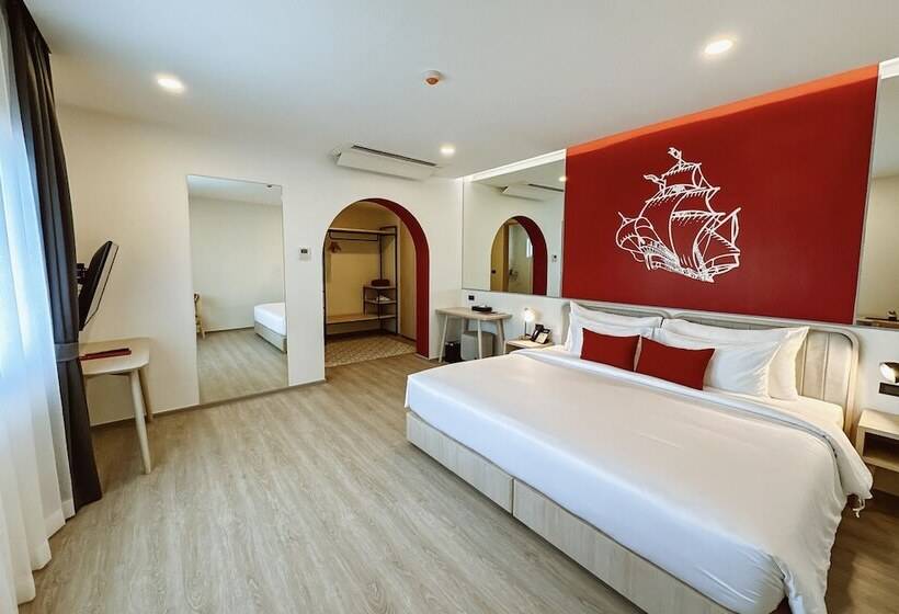 اتاق سوپریور, Midtown Ratsada