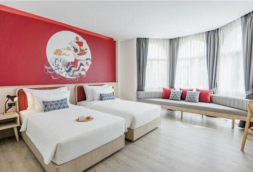 اتاق لوکس, Midtown Ratsada