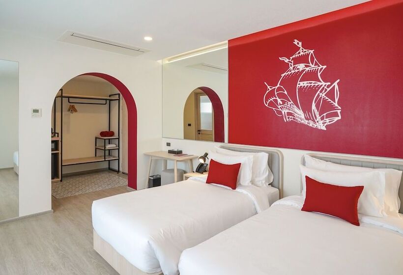 اتاق سوپریور, Midtown Ratsada