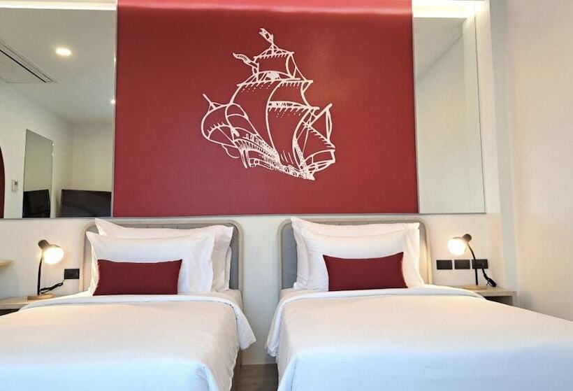 اتاق سوپریور, Midtown Ratsada