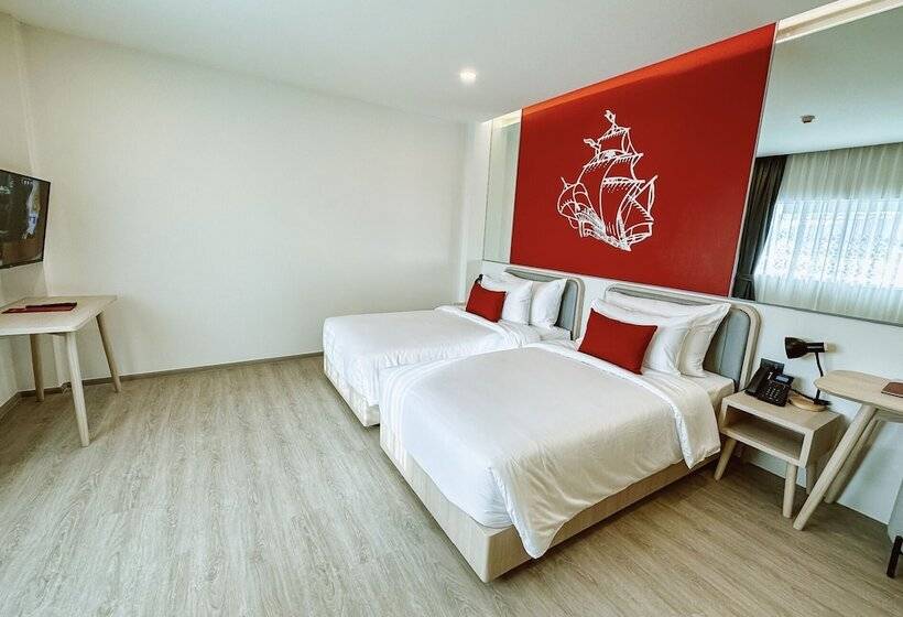 اتاق سوپریور, Midtown Ratsada