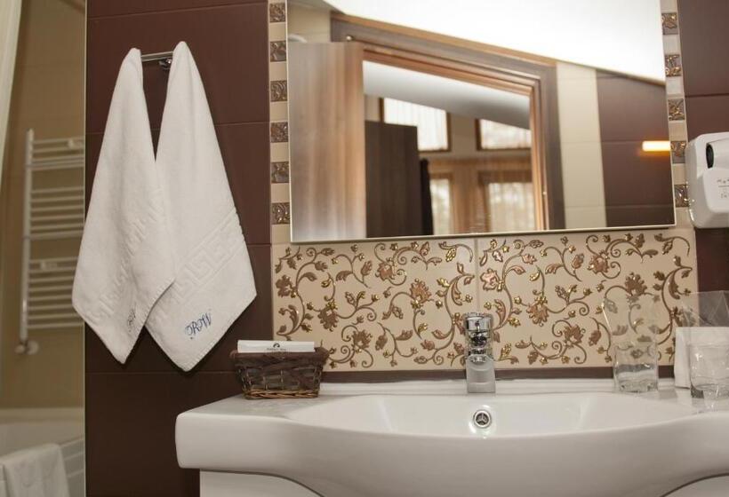 غرفة عائلية, Radina's Way Hotel