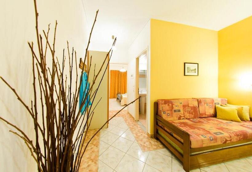 Апартаменты 1 Спальня, Remezzo Studios & Apartments