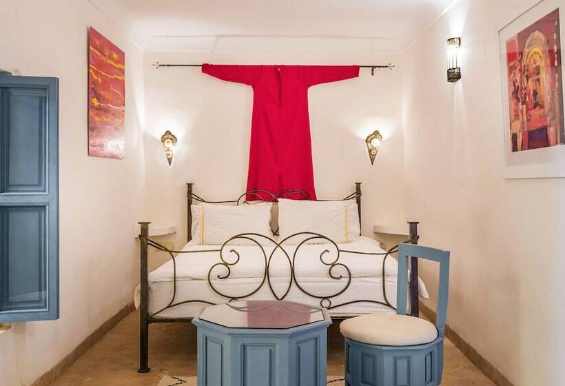 Standart Oda, Riad Linda