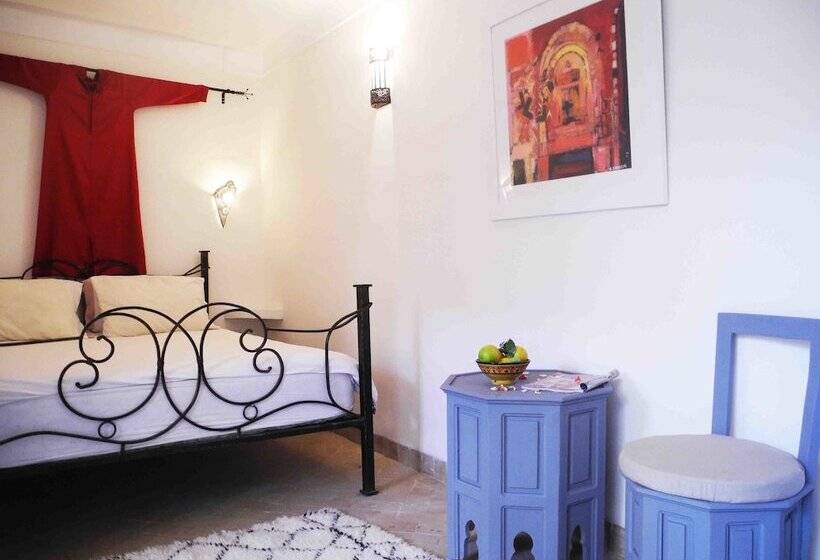 Standart Oda, Riad Linda