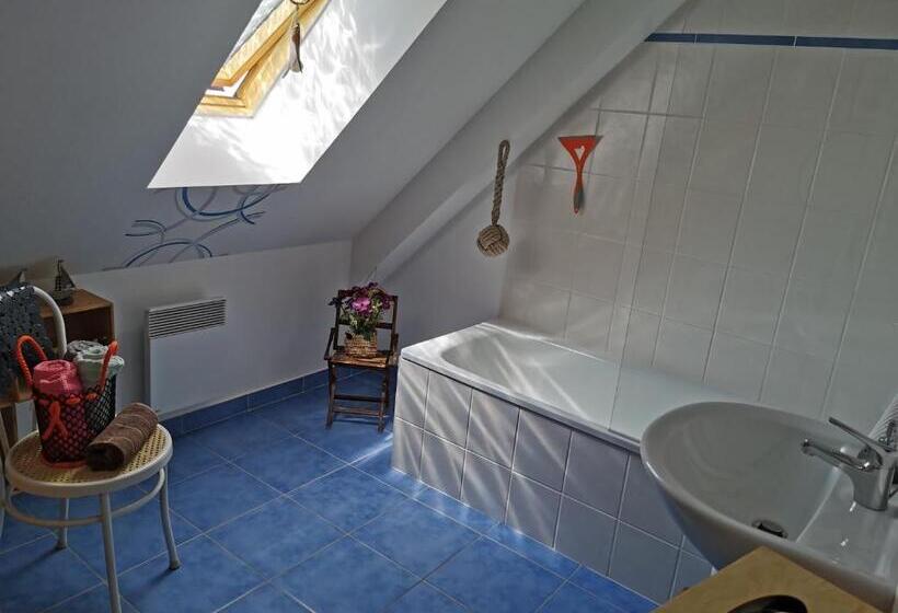 Standard room with outdoor bath, Chambre D Hotes Côté Rance