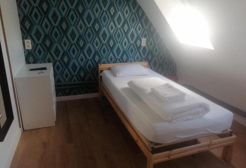 اتاق استاندارد یک نفره, Bed Collège