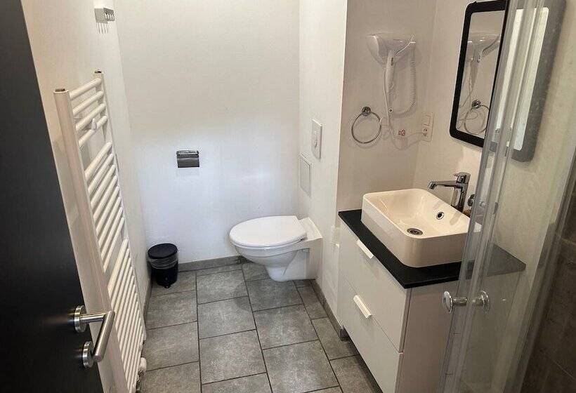 اتاق استاندارد, Bed Collège