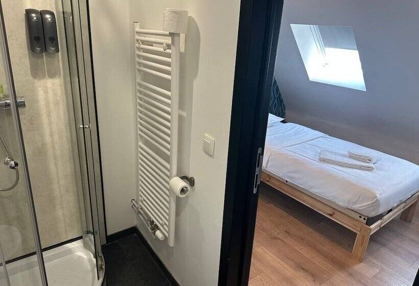 اتاق استاندارد یک نفره, Bed Collège