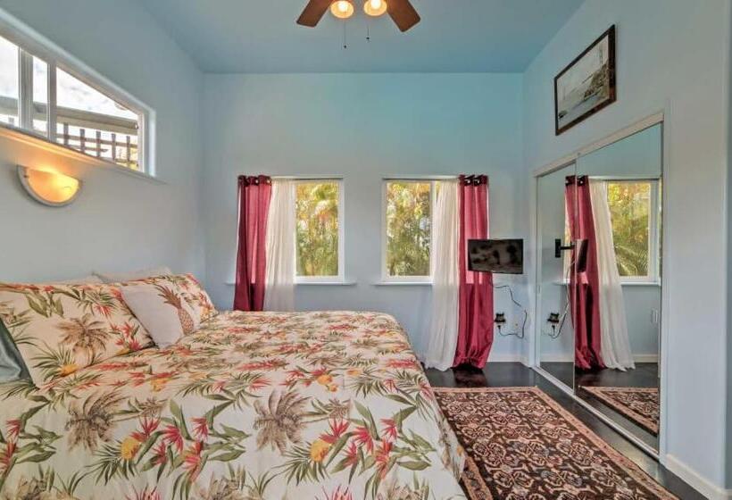 غرفة قياسية مطلّة علي حمام السباحة, Hale Paradise