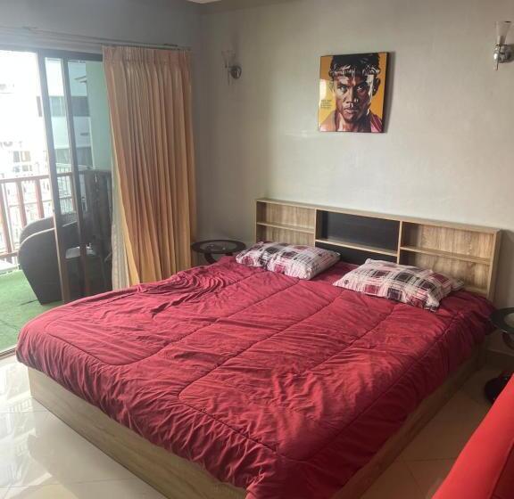 اتاق لوکس با بالکن, Jomtien Beach Hostel & Guesthouse