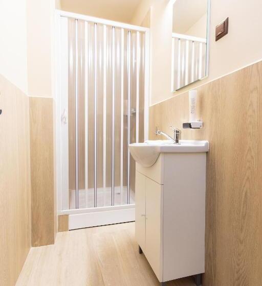 １ベッドルームアパートメント, Casa Engels