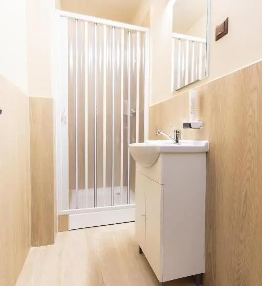 １ベッドルームアパートメント, Casa Engels