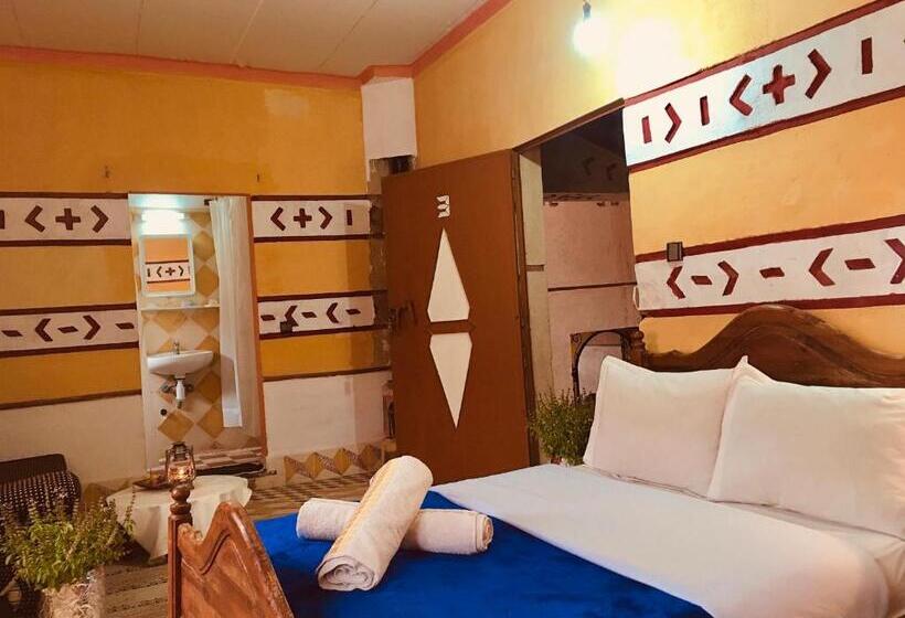 Трехместный Номер Классика, Hôtel Panoramique De La Vallée