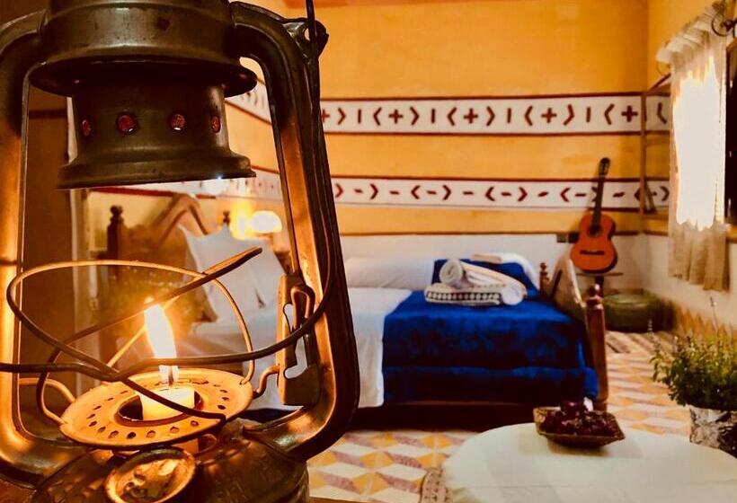 Трехместный Номер Классика, Hôtel Panoramique De La Vallée