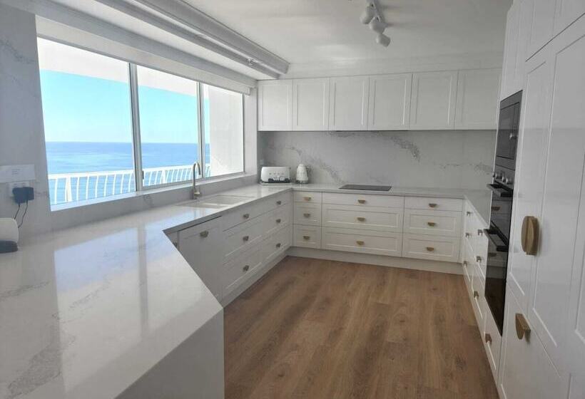 شقة دور أخير غرفة نوم واحدة, Burleigh Surf Apartments