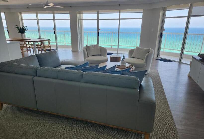 Апартаменты Superior 2 Спальни, Burleigh Surf Apartments