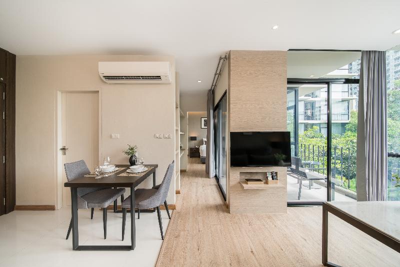 プールビュースイート, Altera Hotel And Residence By At Mind