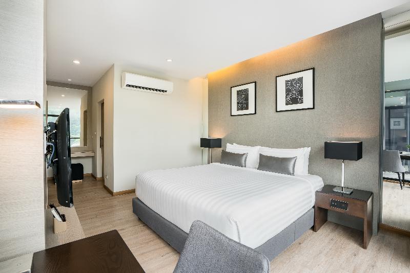 プールビュースイート, Altera Hotel And Residence By At Mind