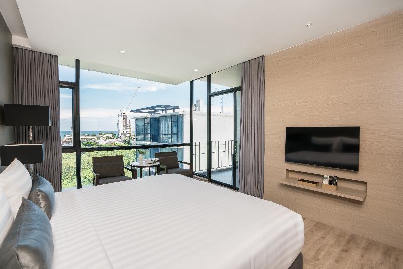 デラックスルーム, Altera Hotel And Residence By At Mind