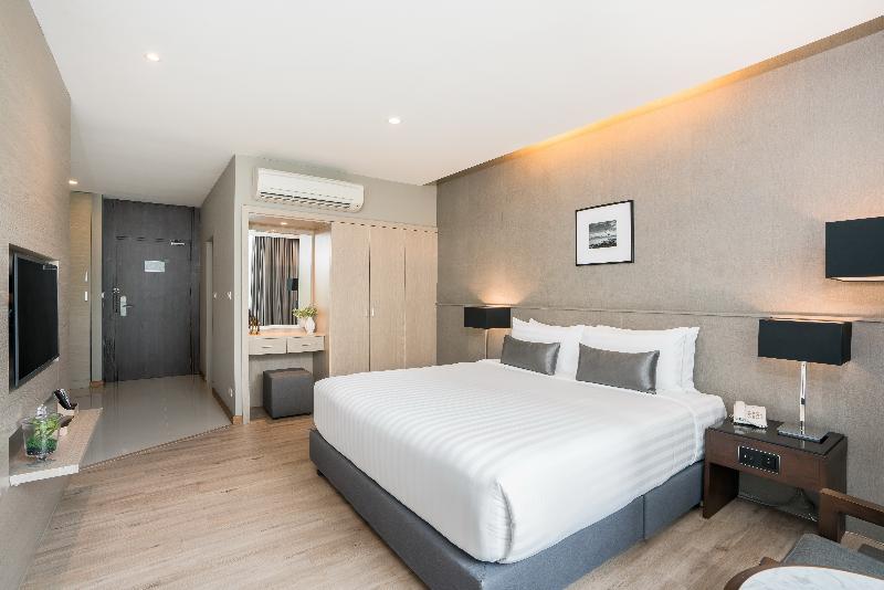 プールの見えるデラックスルーム, Altera Hotel And Residence By At Mind