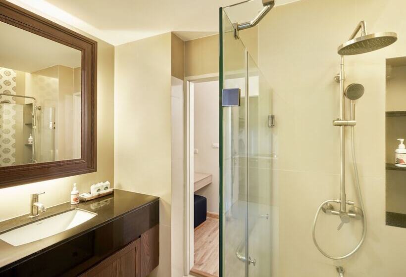 スイート, Altera Hotel And Residence By At Mind