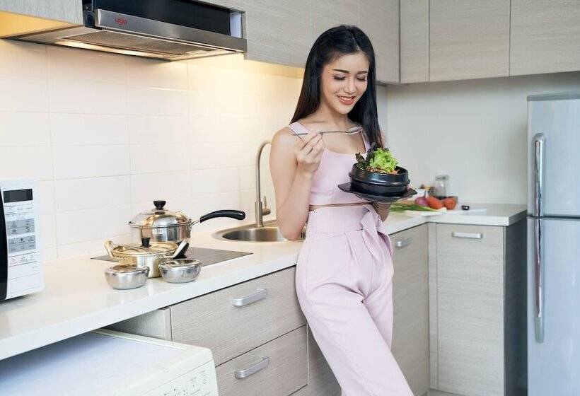 プールビュースイート, Altera Hotel And Residence By At Mind