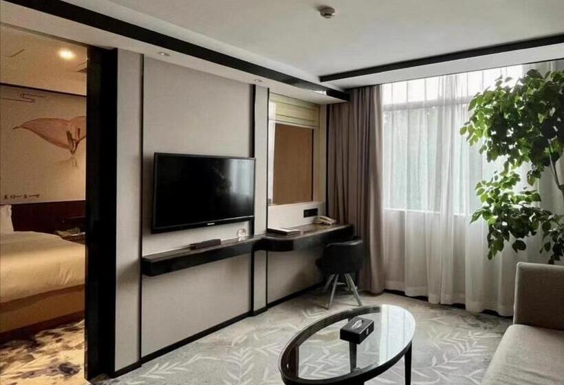 Suite Deluxe, Guangdong Baiyun City