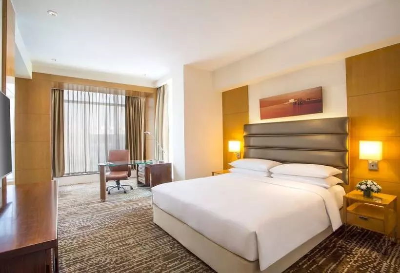 クラブルーム, Hyatt Regency Pune Hotel & Residences