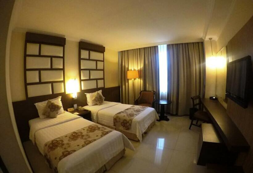 디럭스 룸, Kedaton