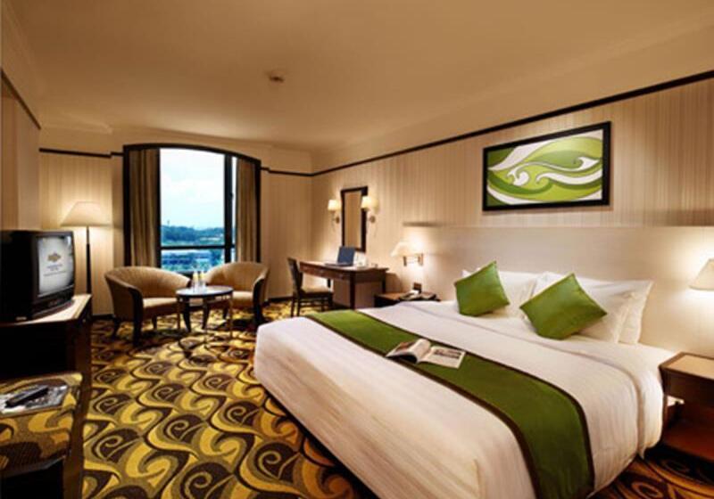 اتاق لوکس سه تخته, Mardhiyyah Hotel And Suites