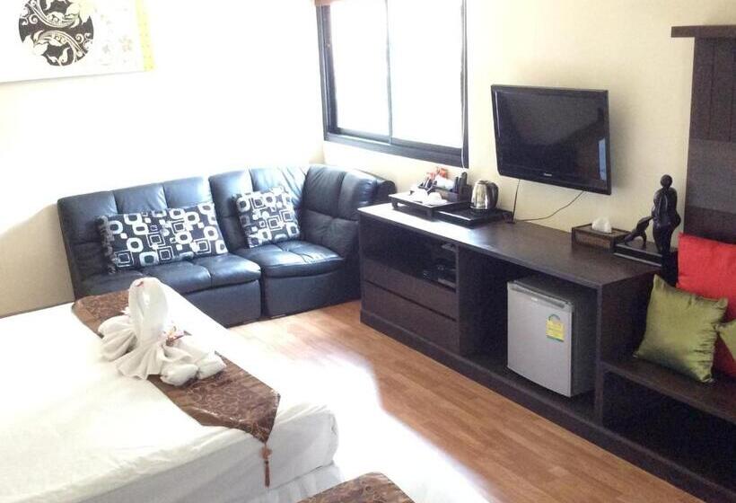 سوئیت با چشم‌انداز رودخانه, Monsane River Kwai Resort