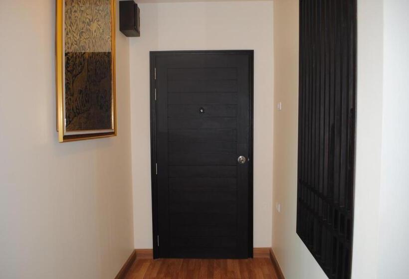 Junior suite with river view, Monsane River Kwai Resort