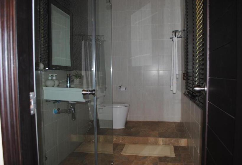 Junior suite with river view, Monsane River Kwai Resort