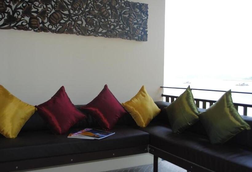 Junior suite with river view, Monsane River Kwai Resort