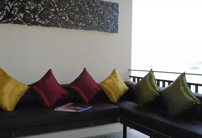 Junior suite with river view, Monsane River Kwai Resort