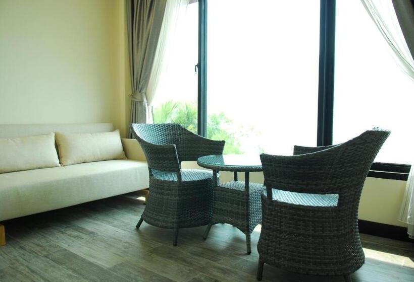 강 전망 스위트, Monsane River Kwai Resort