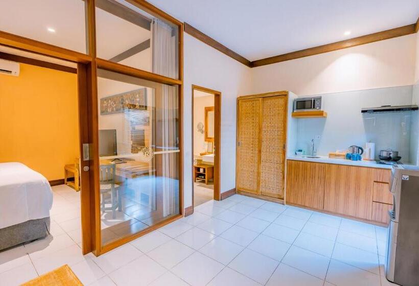 标准工作室, Rama Residence Petitenget