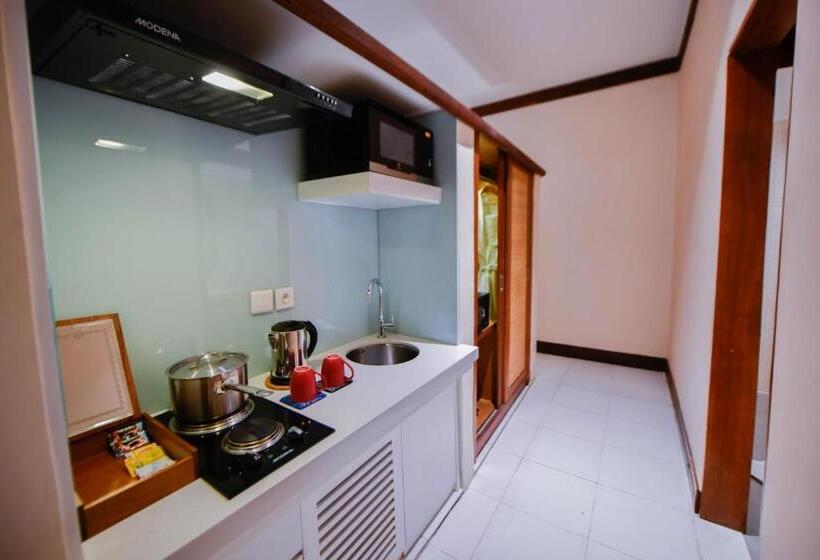 Capsule, Rama Residence Petitenget