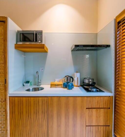 标准工作室, Rama Residence Petitenget