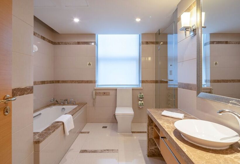 침실 2개 스위트, Regal Plaza Hotel & Residence