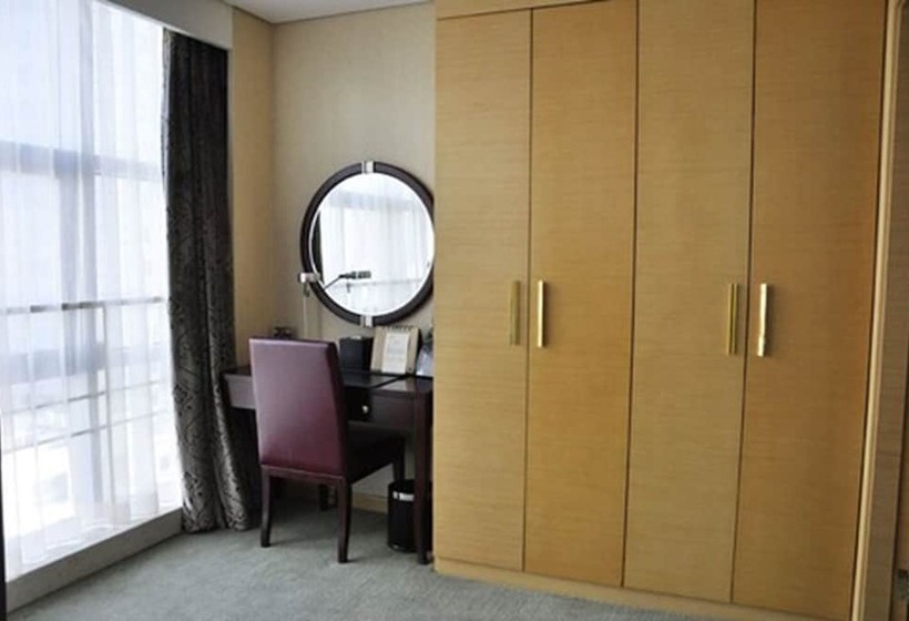 Quarto Classe Business, Regal Plaza Hotel & Residence