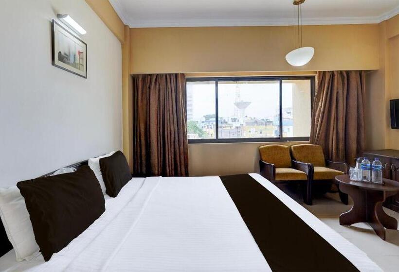 اتاق کلاسیک سه تخته, Super Townhouse Koyambedu Formerly Royal Plaza