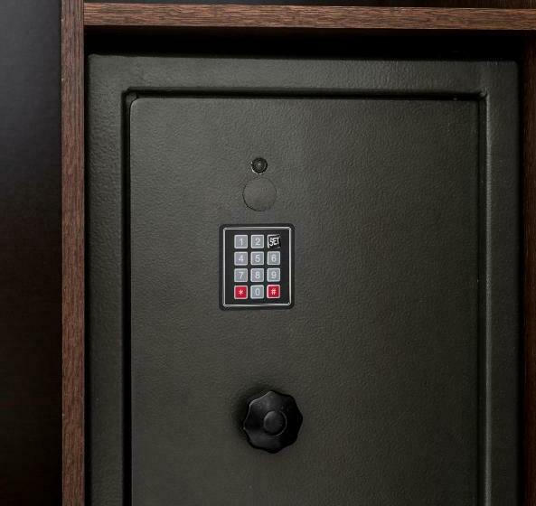 اتاق اکونومی یک تخته, Szarotka