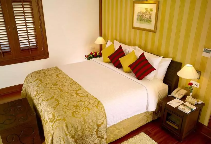 2 Bedroom Executive Suite