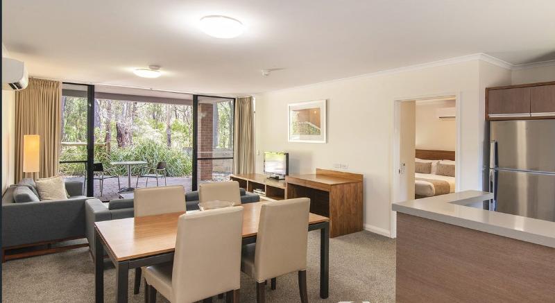 Апартаменты 1 Спальня, Margarets In Town Apartments