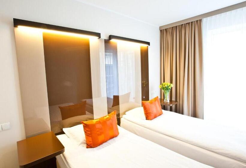 استودیوی لوکس, Platinum Apartments Apart